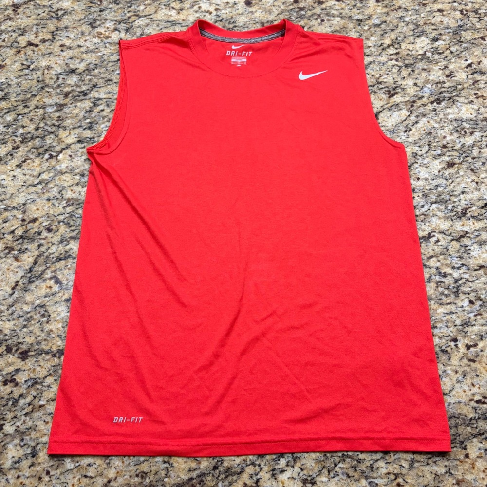 Nike Mens Dri-FIT Sleeveless Training Shirt Red Gym Workout Tank Top Size Medium